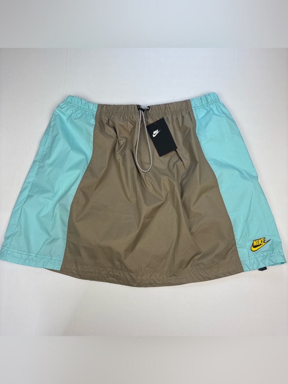 Nike Women 1XL Skirt New Tags Blue Tan Mini Standard Fit CZ3384-342 Sporty